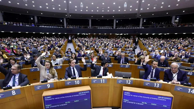 kun.uz - Европа Иттифоқи парламенти Венгриянинг бўлажак раислигидан хавотирда.